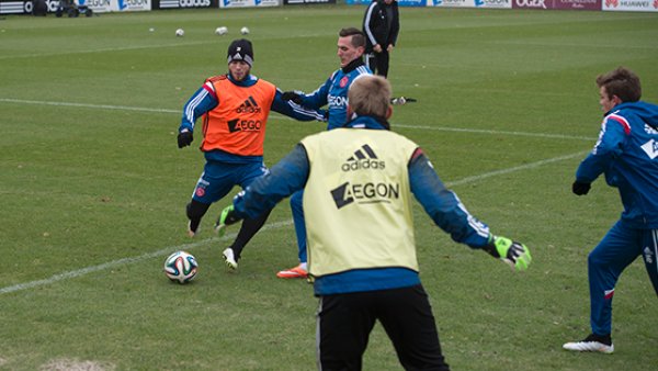 名记还特别 名记还特别