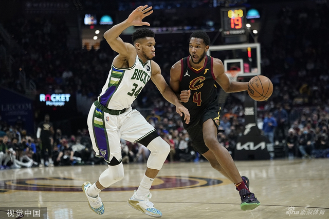 也热爱赛场 也热爱赛场